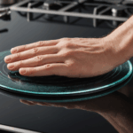 plaque vitrocéramique rayée ? apprenez l'astuce infaillible pour éliminer les rayures rapidement et facilement en seulement 5 minutes. retrouvez une surface lisse comme neuve !